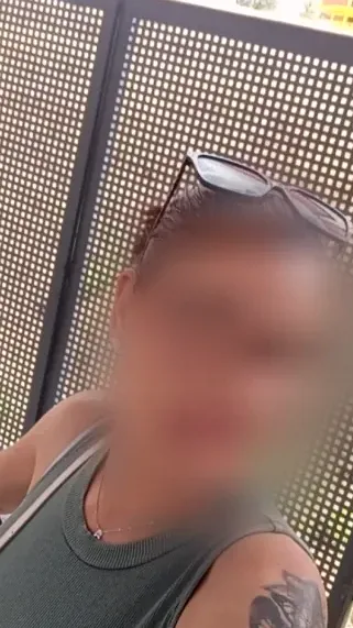 Denise, 38