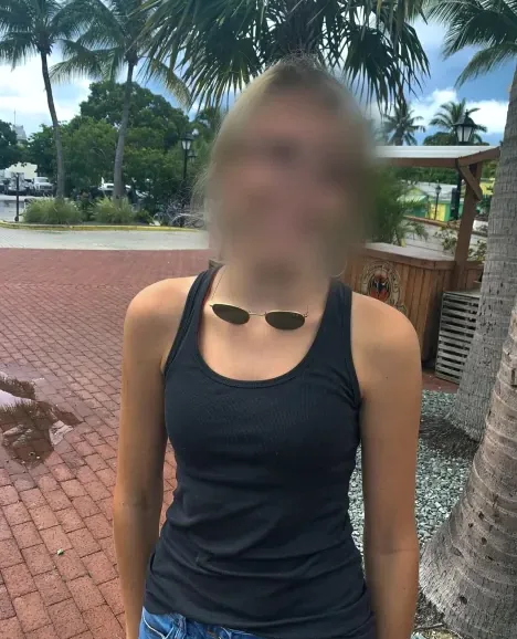 Dilara, 20