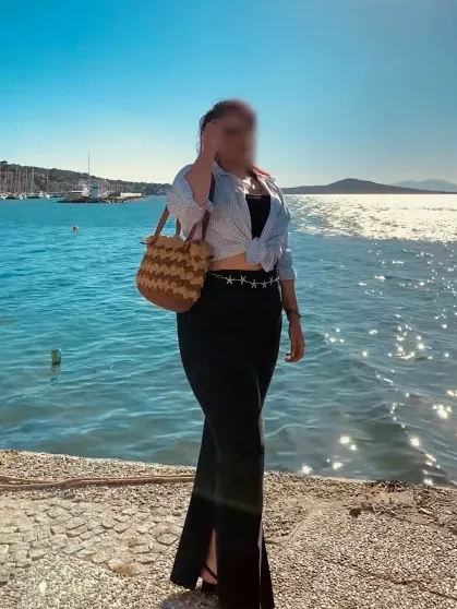 Eva, 26