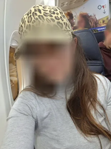 Merel, 33