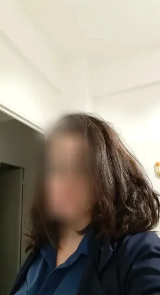 Nathalie, 39