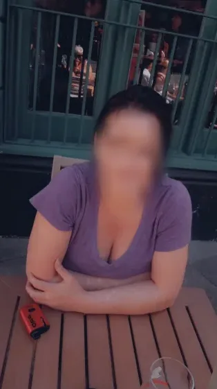 Nienke, 39
