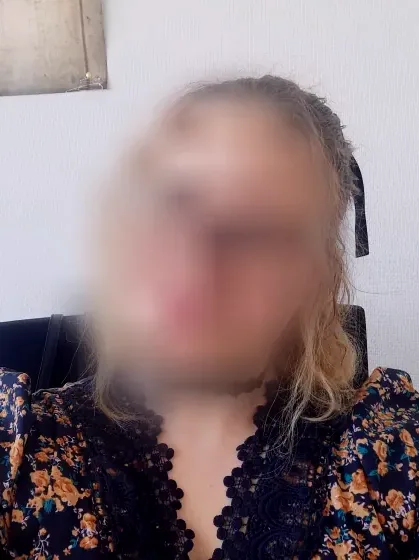 Rania, 32