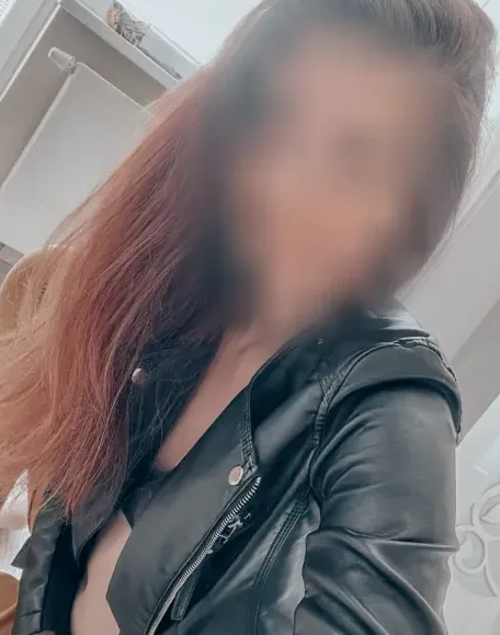 Wendy, 24